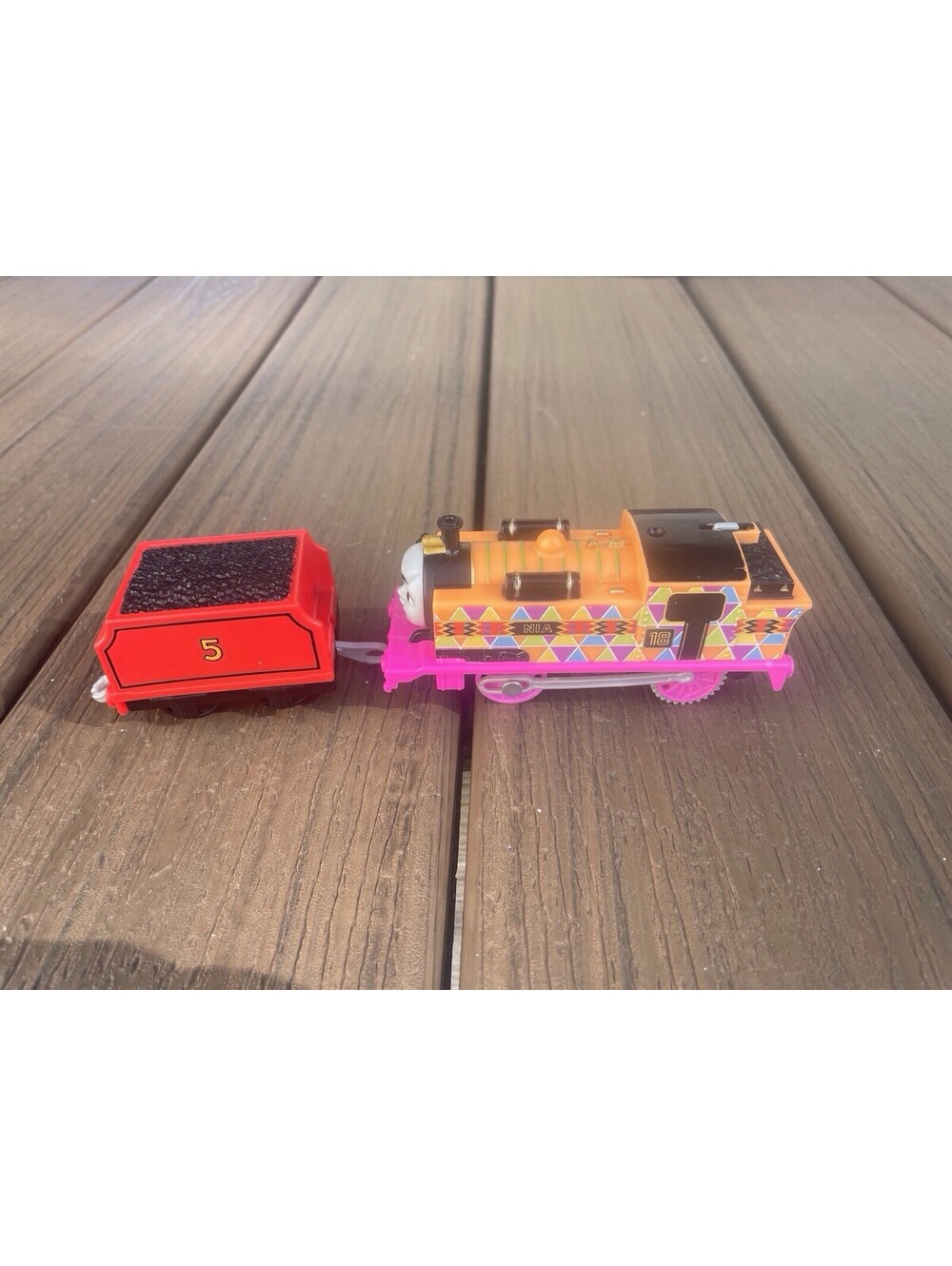 Hyper Glow Track master Nia Thomas & Friends 2013 Motorized Engine & Coal Car #5